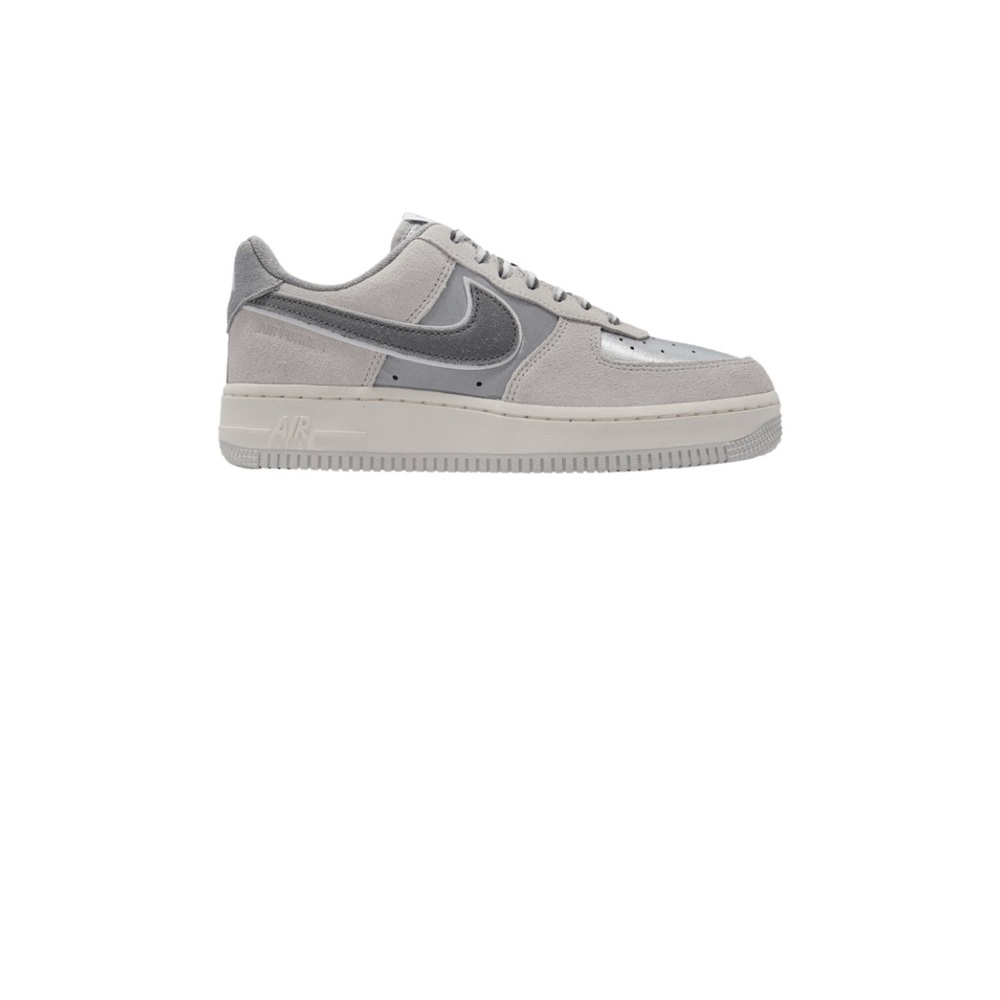 Nike Air Force One, Athletic Club size 9